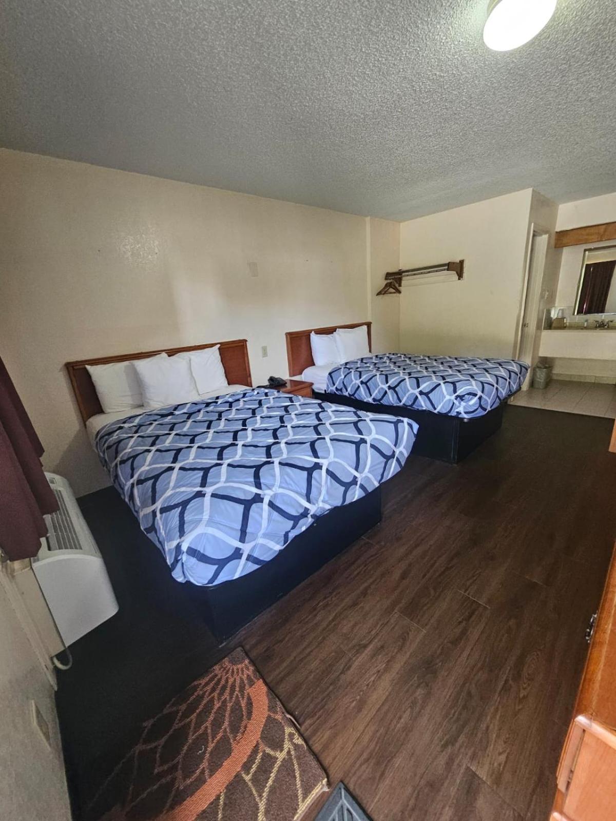 Regency Inn Jewett Bagian luar foto